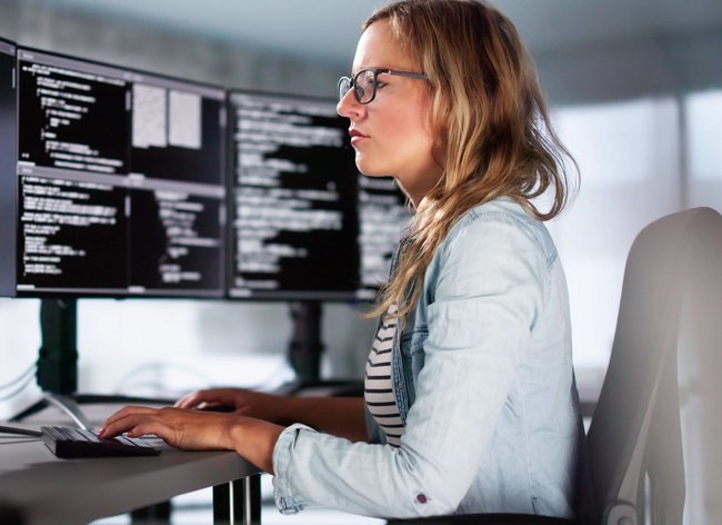 Homepage_Frau_Softwareprogrammierung